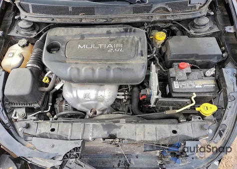 2016 Dodge Dart Sxt z USA, uszkodzony, nr VIN 1C3CDFBB0GD680878